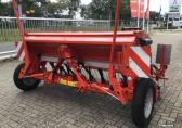 Kuhn Premia 300 ( breedzaaikouters)